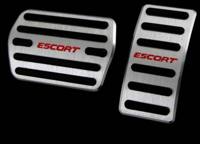 AT MT挡汽车脚踏板油门踏板免打孔汽车改装离合器踏板福特福睿斯图2