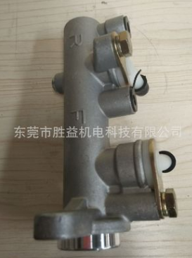 汽油车配件直销 福田观光车制动总泵图片 刹车总泵价格图2