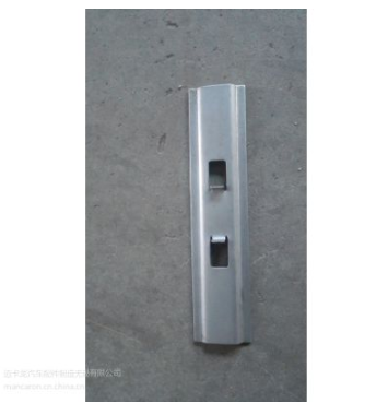 汽车SCR行业冲压钣金配件D450，符合国IV标准，有丰富的进气排气背景图2