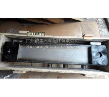 康明斯NTA855机械配件变矩器油冷却器4061161图3