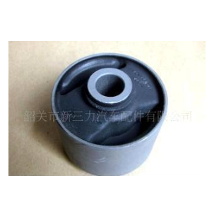 三菱吉普差速器吊胶图3