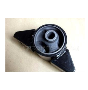 三菱吉普V73差速器吊胶1图2