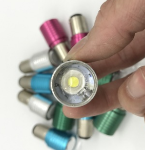 摩托车 电动车LED12V后刹车灯泡 大功率流氓刹车灯 爆闪刹车尾灯图3