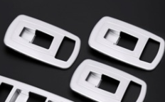 适用于玛莎拉蒂内饰改装配件 Levante内饰改装配件 玻璃升降装饰图3