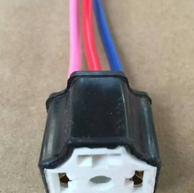 厂家热销汽车插接件 连接器接插件 电器控制盒品质保证