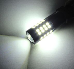 3157-3030-44SMD 汽车高亮LED刹车灯 日行车灯泡 T25 3156转向灯图3