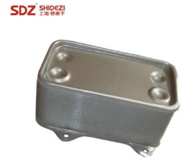 适用达夫卡车机油冷却器油冷却器厂家直销1667565 1387035图3