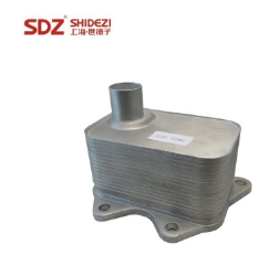 适用于大众捷达帕萨特斯柯达奥迪a4 q5 1.8 2.0 tfsi机油冷却器图2