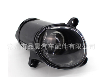 适用大众帕萨特B5.5 01-05年 雾灯 前保险杠灯 前杠灯图3