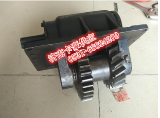 蚌埠12吨 16吨 20吨 25吨吊车发动机配件 变速箱 变速箱取力器图3