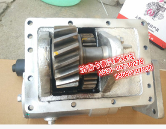徐工16吨吊车变速箱配件 25吨QY16变速箱取力器 徐工吊车取力器图3