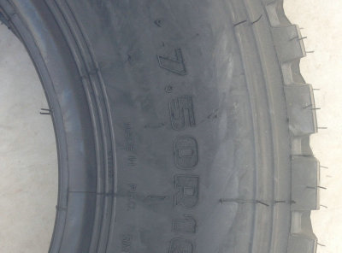 7.50R16 三线花纹卡车轮胎 全钢子午线轮胎750R16图2