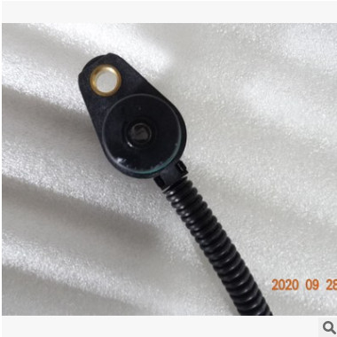 厂家直供道依茨大柴发动机配件 04213578 凸轮轴位置传感器图3