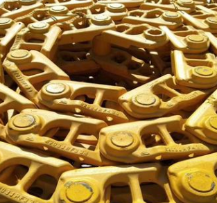 PC200-7水泵 6735-61-1101 6D102水泵图3