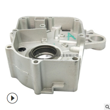 主机配套 踏板摩托车GY6发动机配件 四冲50右曲轴箱体图3