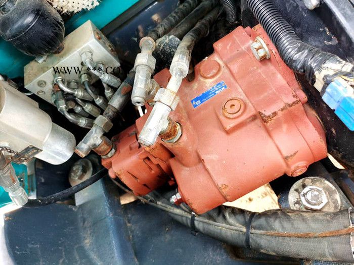 山河智能70E国产二手小挖机新款9成新搭载进口发动机液压系统图4