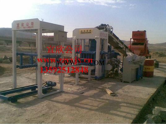 【畅销产品】郑州欣宜4-15路面方砖砖机 四方**形砖制砖机 四方飞轮形彩砖机设备图7