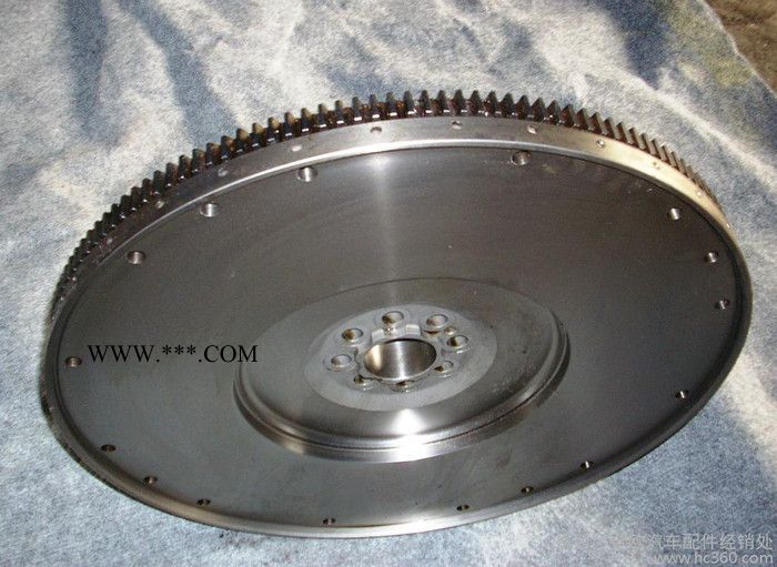 奔驰OM926LA飞轮 齿圈 德国奔驰配件 奔驰发动机总成图3