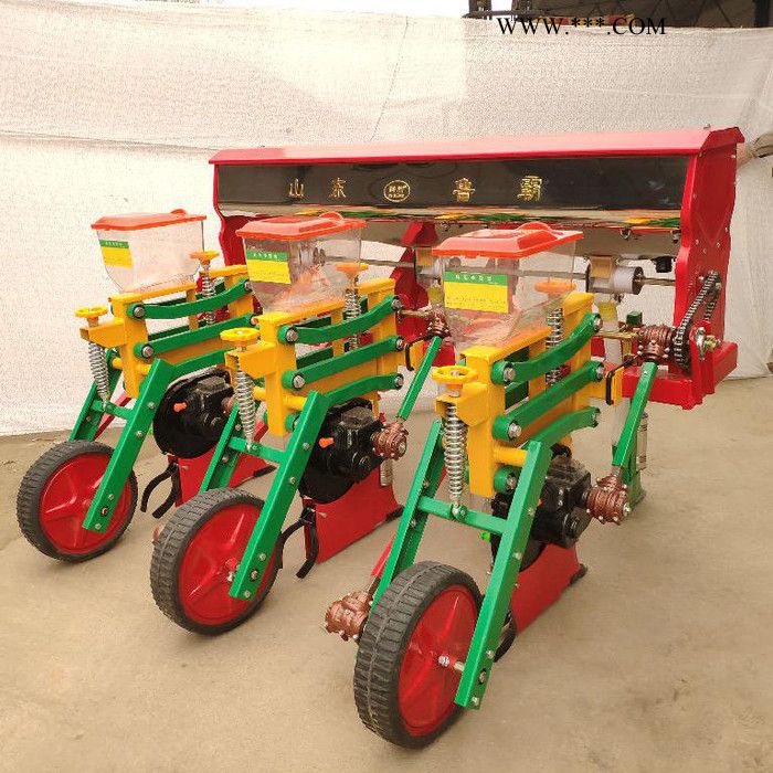 鲁霸三行六连杆悬浮式后传动玉米播种机 玉米精播机厂家图6