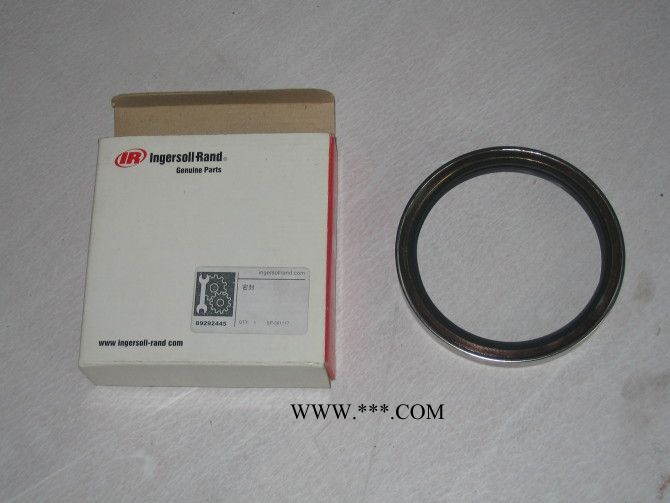 英格索兰活塞空压机维修图6