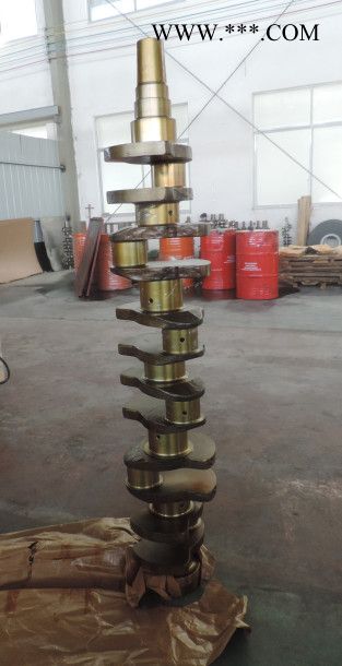 KOMATSU S6D155 曲轴图3