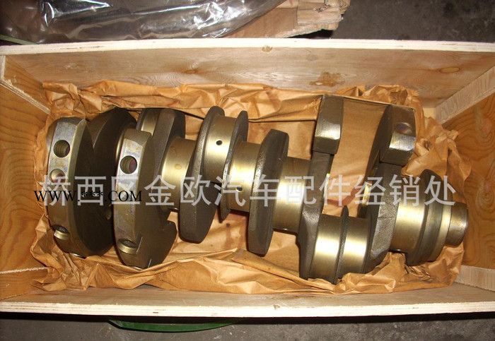 奔驰卡车配件OM441LA发动机曲轴奔驰OM441发动机曲轴A4410302101图3