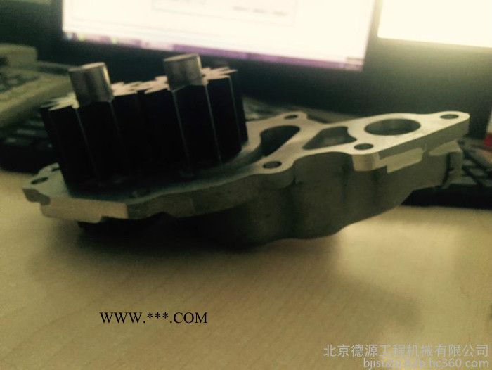 神钢发动机纯正配件机油泵图4