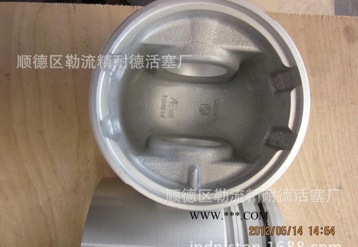 直销 品质保证 帕金斯活塞 发电机活塞 3135J258 活塞图1