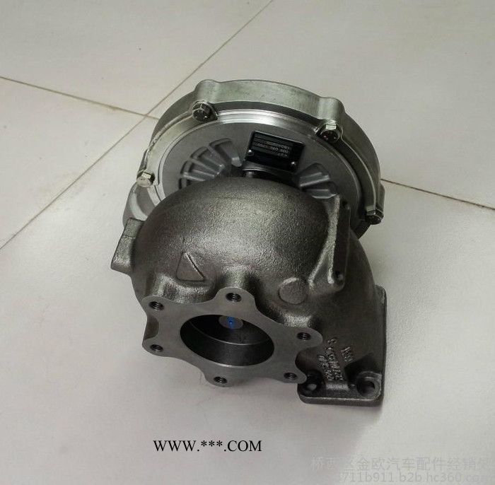 中联56米奔驰卡车4141配件涡轮增压器奔驰卡车配件 奔驰卡车配件燃油泵图2