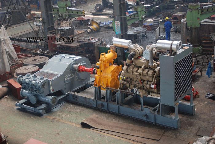 青州3NB1000泥浆泵济柴液力耦合器泥浆泵组  青州1000泵组  青州3NB1000泥浆泵  活塞式泥浆泵图3