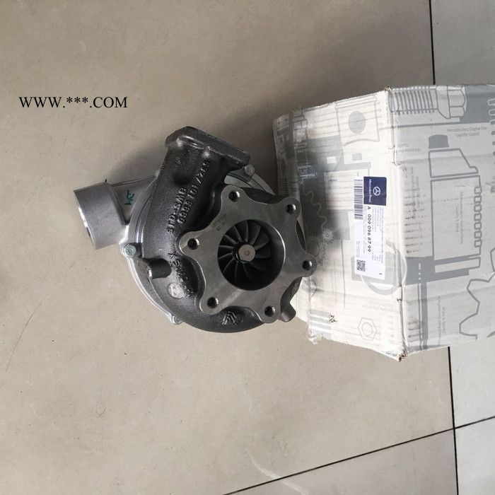 奔驰发动机涡轮增压器吊车OM502LA奔驰发动机图7