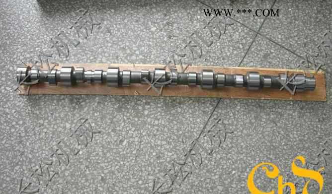 山推推土机sd22发动机凸轮轴，sd22散热器配件，支重轮，涨紧油缸，履带板，散热器，电磁阀总成，涡轮增压器图3