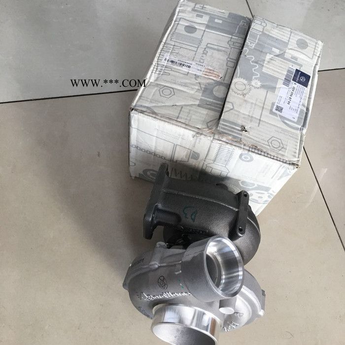 适用于吊车用奔驰OM502LA涡轮增压器 奔驰发动机总成图1