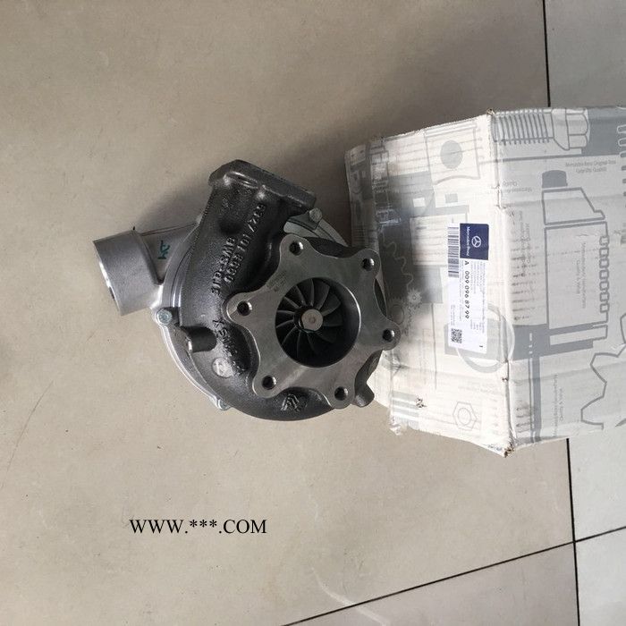 适用于吊车用奔驰OM502LA 奔驰发动机涡轮增压器图5