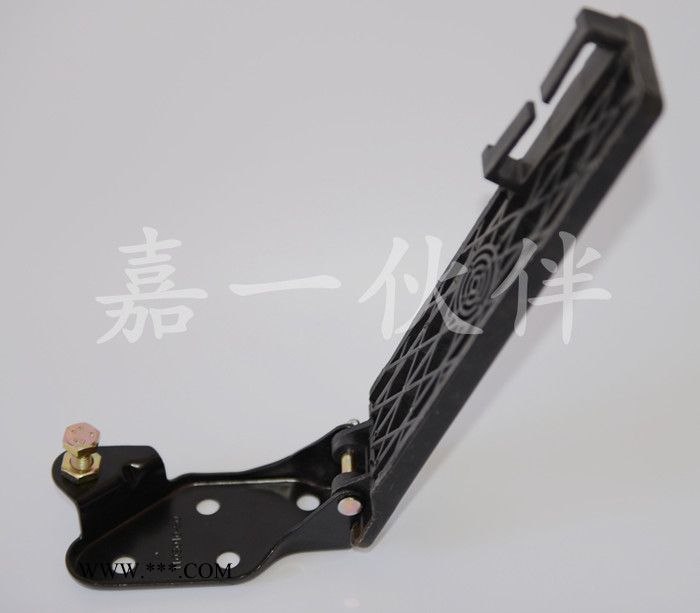 1108014-50六平油门踏板总成 油门操纵机构 解放奥威六平油门踏板图2