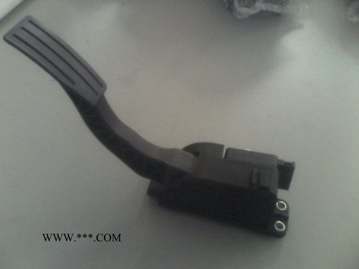 福田轻卡、面包、商务奥铃等等车型电子油门踏板图2