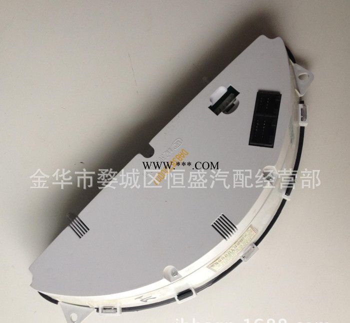 哈飞路宝汽车仪表图3