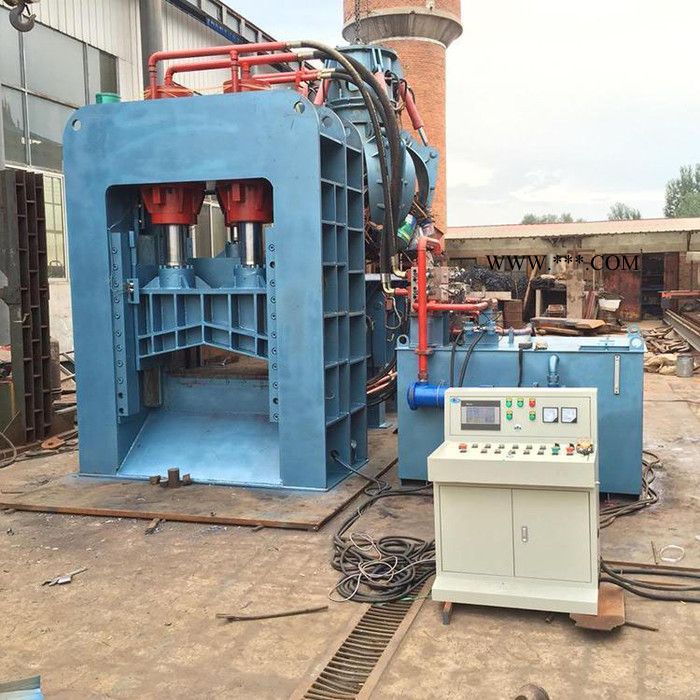 富德圆钢剪断机车壳废车架剪断机工字钢龙门式剪切机大型废钢龙门剪切机液压废铁剪断机图4