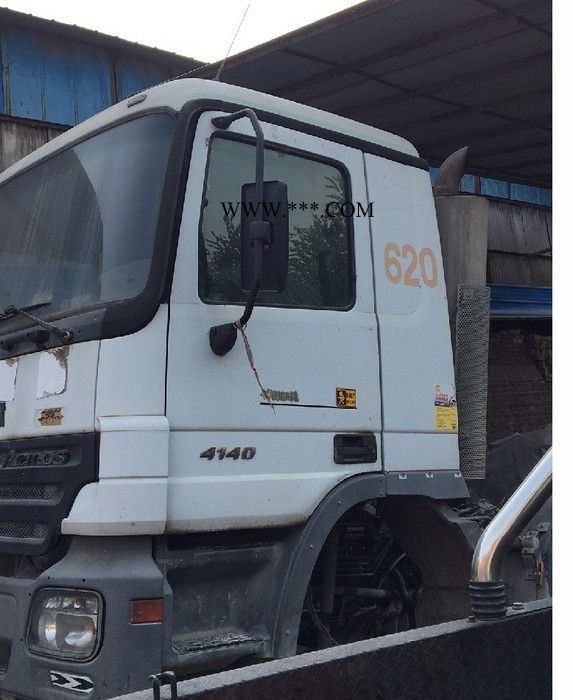 奔驰泵车3341驾驶室导流板奔驰驾驶室倒流板 奔驰泵车3341车壳图2