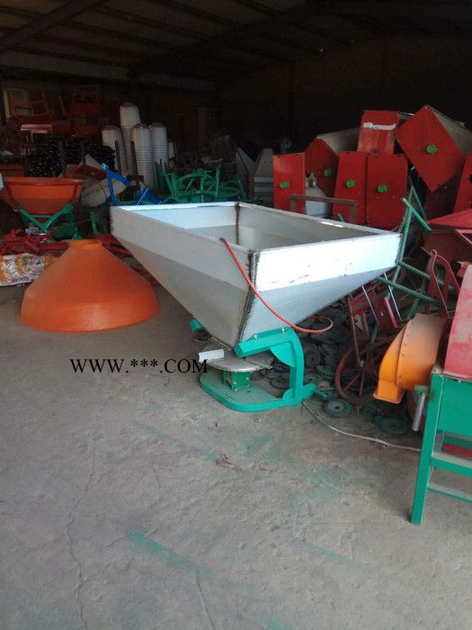 轴连接打药机 四轮传动轴施肥器 四轮传动轴施肥器轴连接打药机 四轮传动轴施肥器 不锈钢洒肥机 自动搅拌撒肥机图2