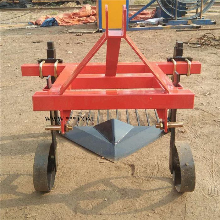 不需要传动轴带的土豆犁 小型拖拉机带的土豆收获犁 小型土豆收获机 131-81394759图2