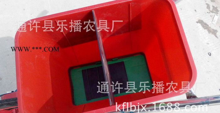 四仓传动轴型多功能点播机