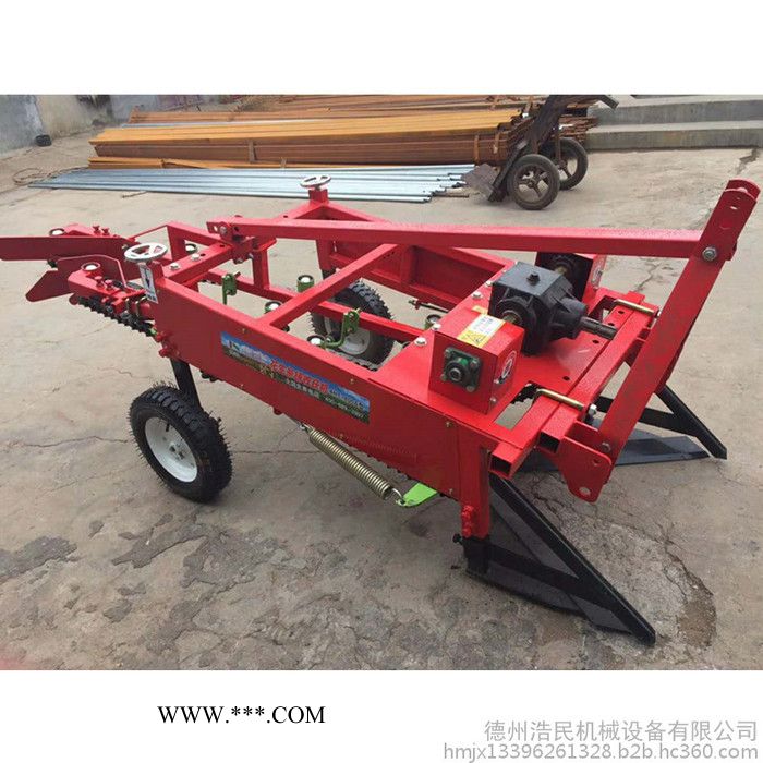 浩民生产四轮牵引式花生收割机 传动轴带动高效率刨花  高效花生收获机图2