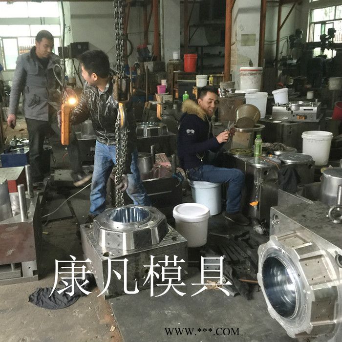 供应黄岩注塑塑料桶模具厂，16升.20升密封塑胶油桶模具 润滑脂桶 机油桶模具图3