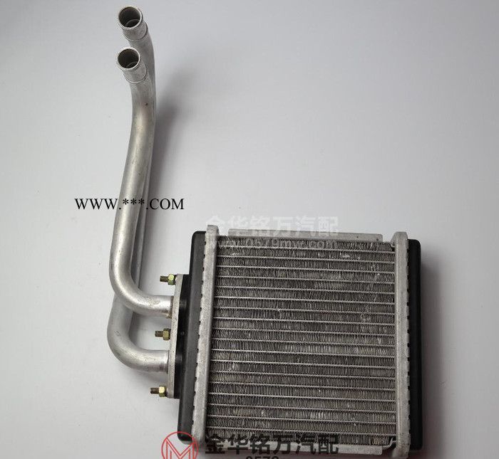 直销五菱小旋风单排双排汽车鼓风机暖风水箱散热器小水箱图3