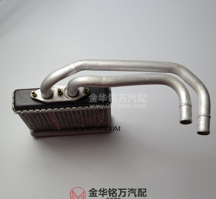 直销五菱小旋风单排双排汽车鼓风机暖风水箱散热器小水箱图2