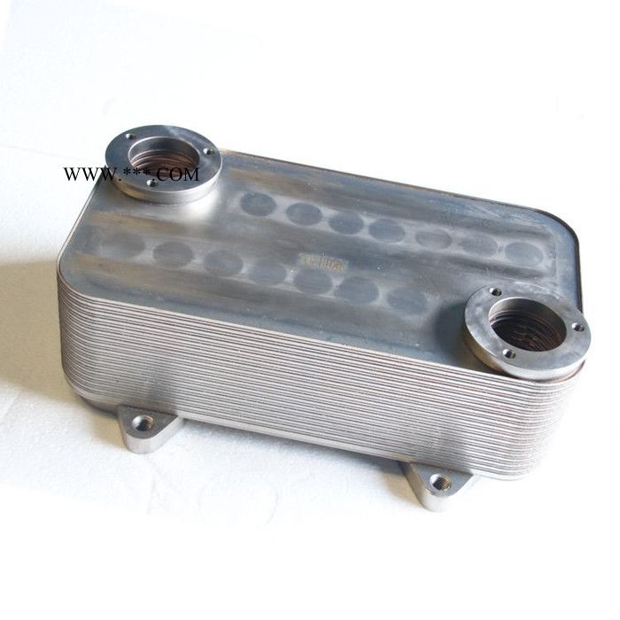 奔驰机油冷却器3551801265 5441880201 A0004380388 机油冷却器图2