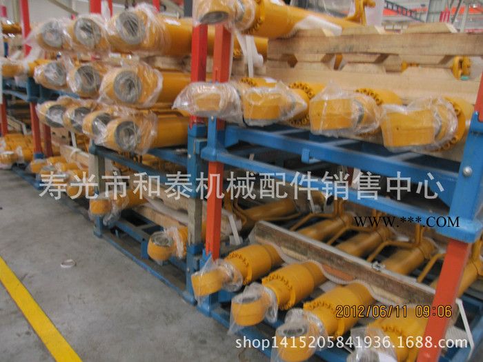 厂家推荐雷沃大臂油缸斗山挖掘机油缸各种油缸硬管图3
