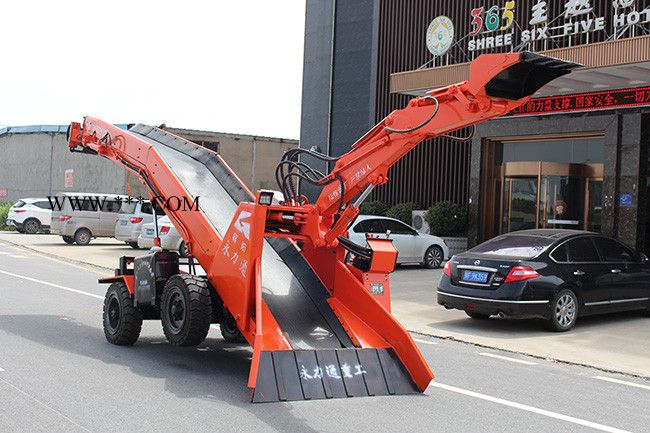 襄阳永力通扒渣机  小型扒渣机价格  隧道引水洞用扒渣机油缸图5