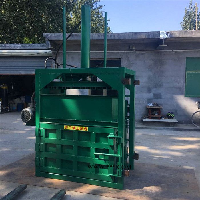 30吨立式液压废纸挤包机 智航雪碧易拉罐打包机 齿轮油桶压扁机厂家图4